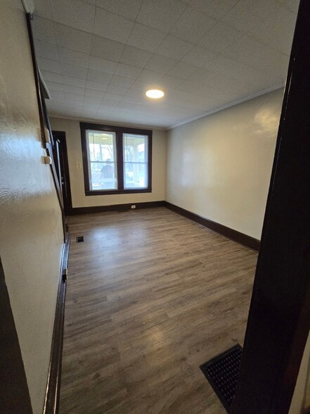 Building Photo - 3931 Bell St