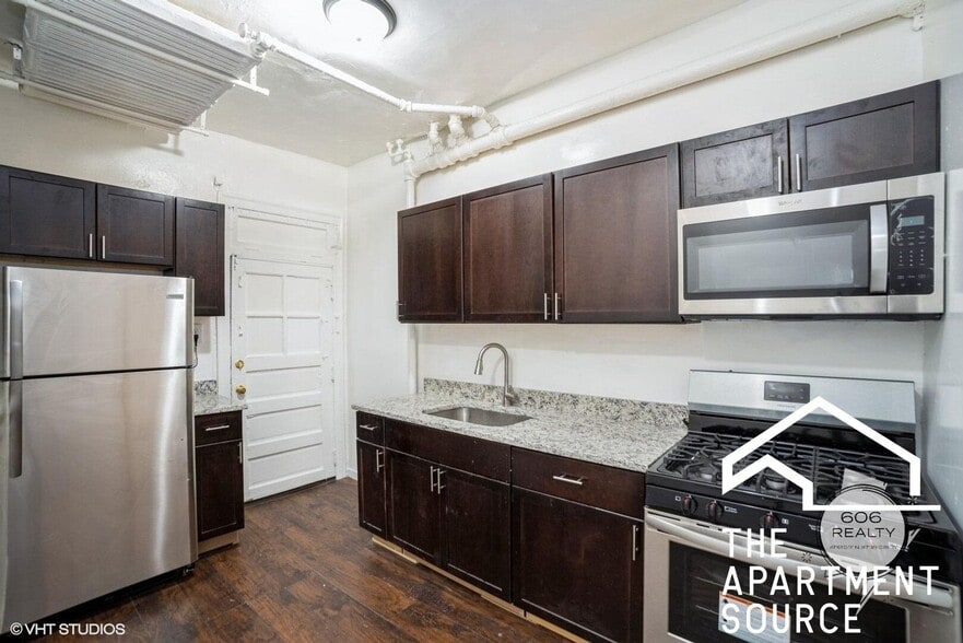 Building Photo - 5250 S Drexel Ave