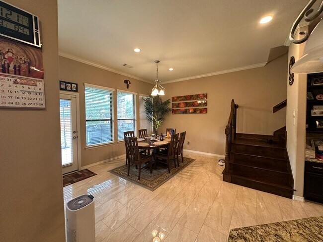 Building Photo - 46 Fort Arbor Ln