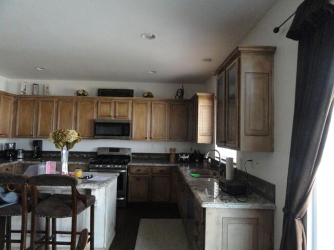 Building Photo - 1433 Wild Olive Rd