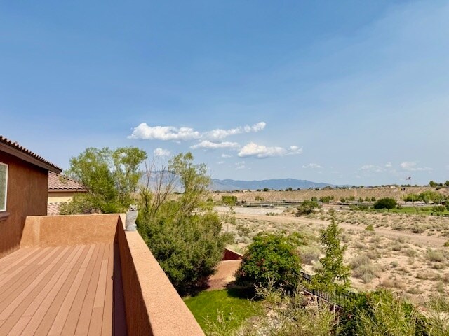 Building Photo - 15 Los Miradores Dr NE