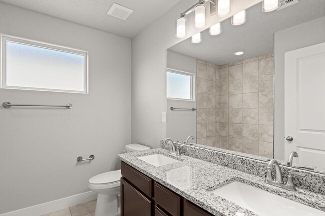 Building Photo - 4030 Silver Springs Road NE