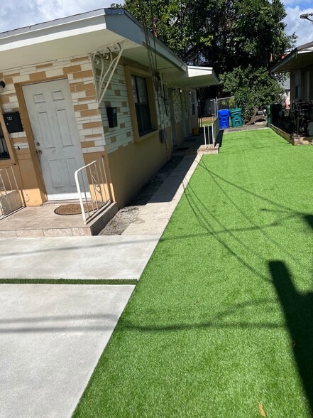 Building Photo - 739 NW 53rd St