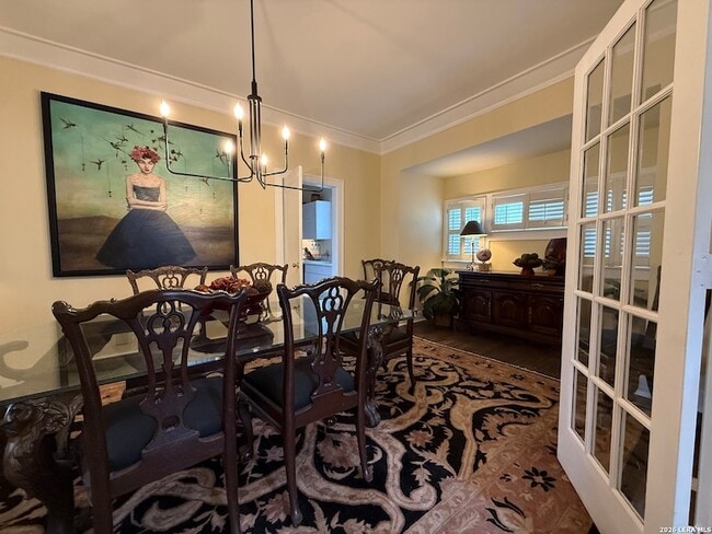 Building Photo - 402 W Elsmere Pl