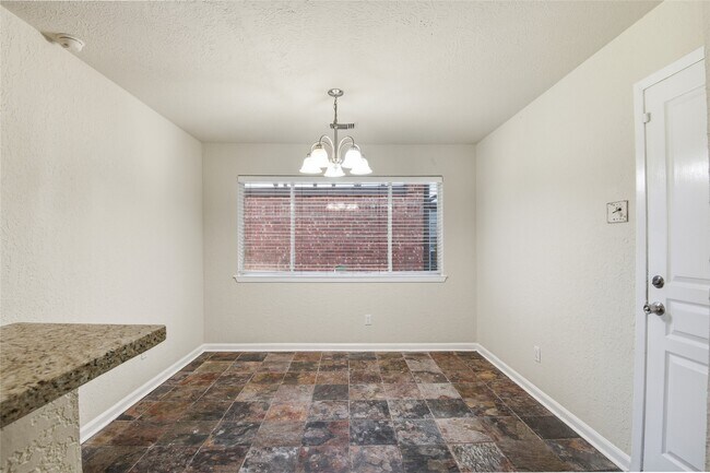 Building Photo - 4922 Temple Bell Dr