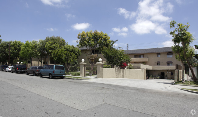 Primary Photo - 314 S Rose St
