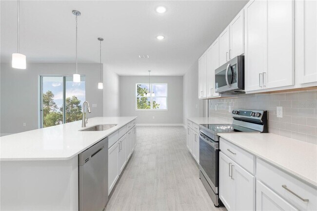 Building Photo - 2311 NW 37th Ave
