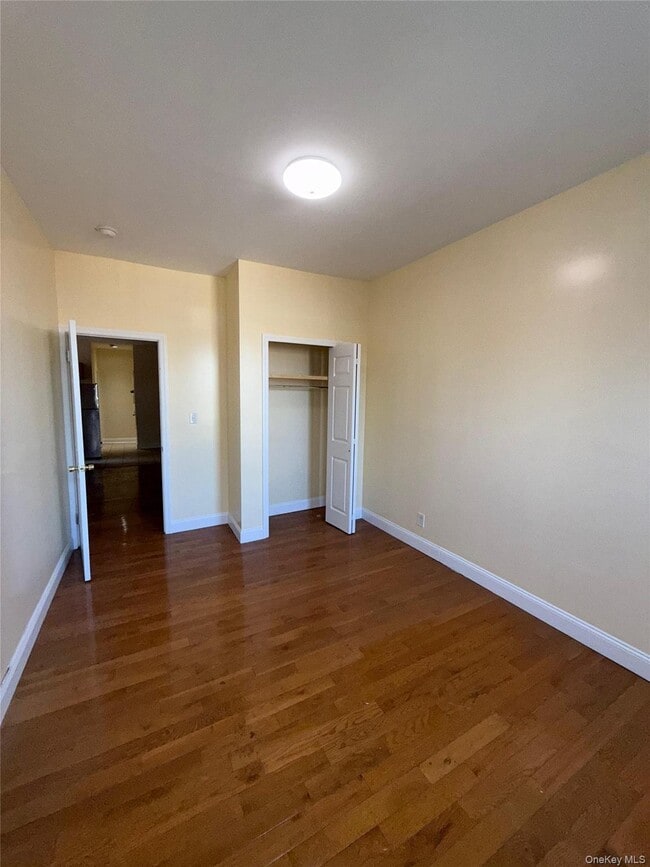 Building Photo - 132 E 52nd St