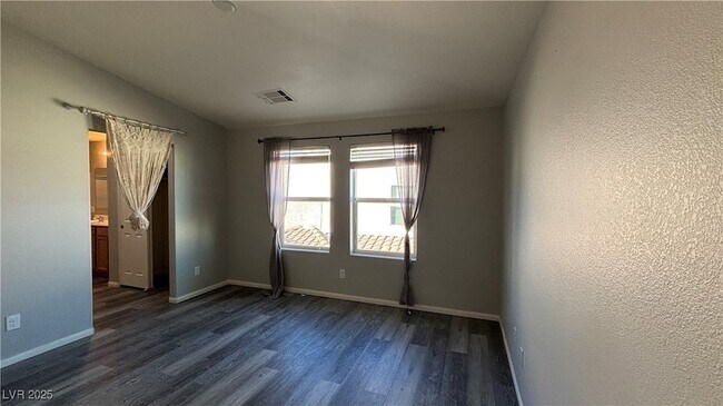 Building Photo - 10228 Ruggles Mansion Ave