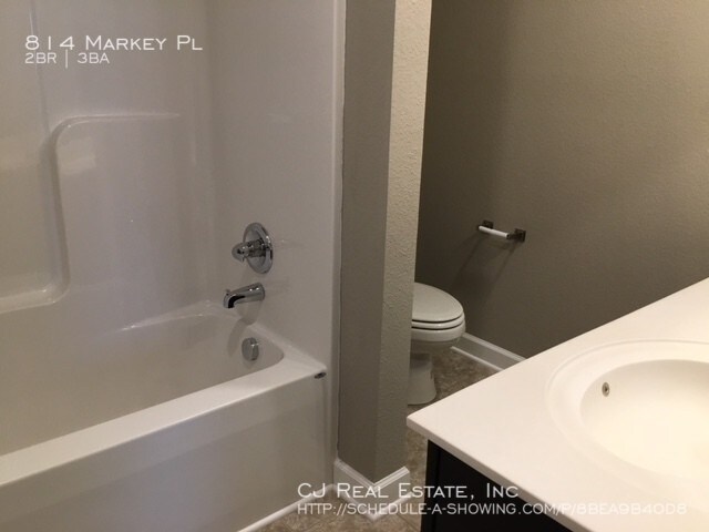 Building Photo - 814 Markey Pl