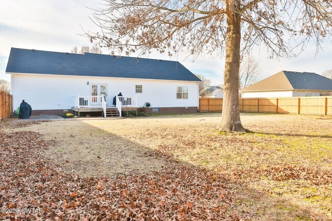 Building Photo - Beautiful Subdivision living *Lease until 7/31 Only*