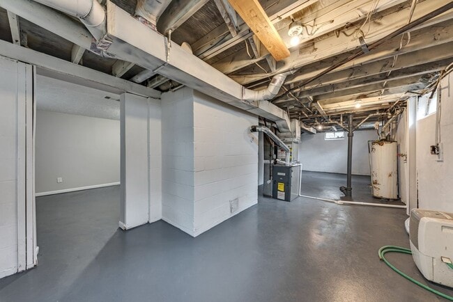 Building Photo - Cozy 3 Bedroom Ranch