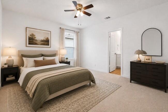 Building Photo - Spacious 4-Bed Home with Modern Upgrades, Fenced Yard & Community Pool in San Antonio