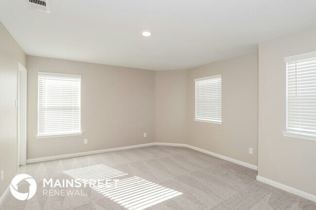 Building Photo - 28049 Irving Dr