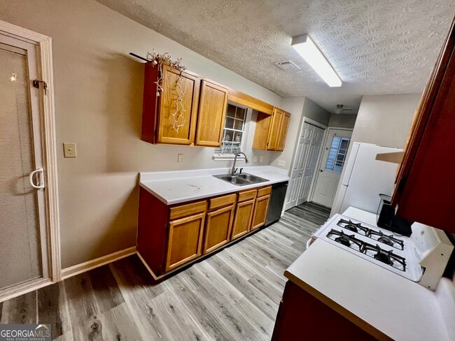 Building Photo - 138 Crystal Brook
