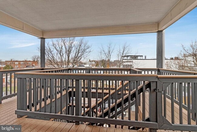 Building Photo - 1620 Massachusetts Ave SE