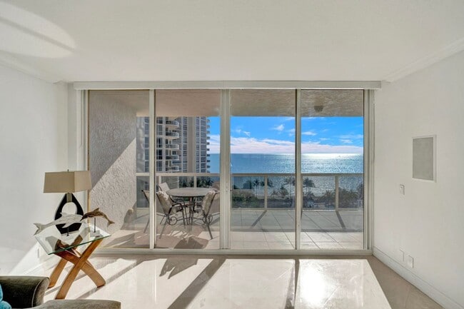 Building Photo - 3100 N Ocean Blvd