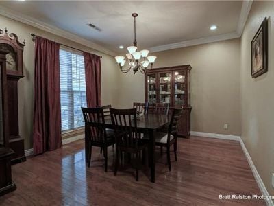 Building Photo - 656 W Foothills Dr