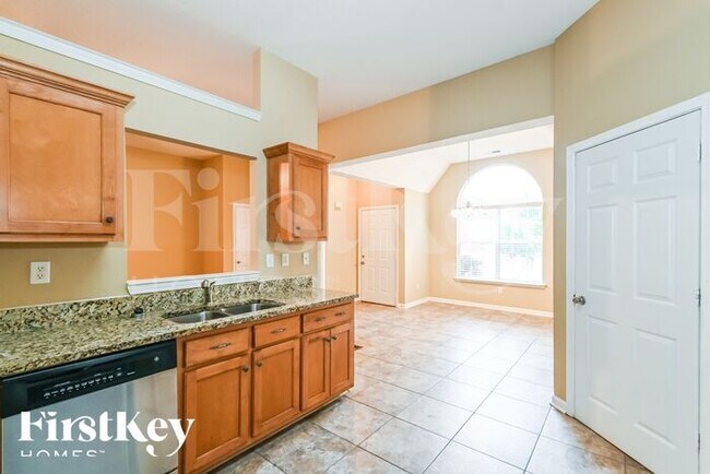 Building Photo - 852 Parham Cir