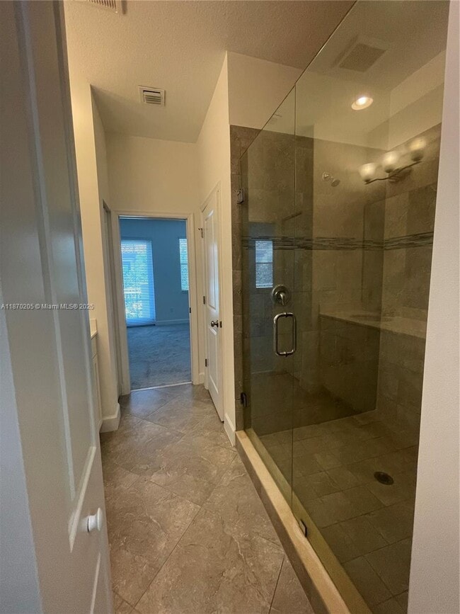 Building Photo - 12521 NW 32nd Manor