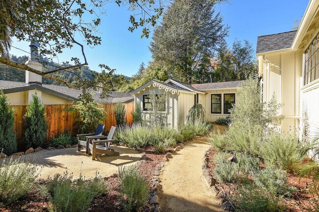 Building Photo - High end, fully furnished, cottage in Downtown Mill Valley! Plus optional additional cottage! PRO...