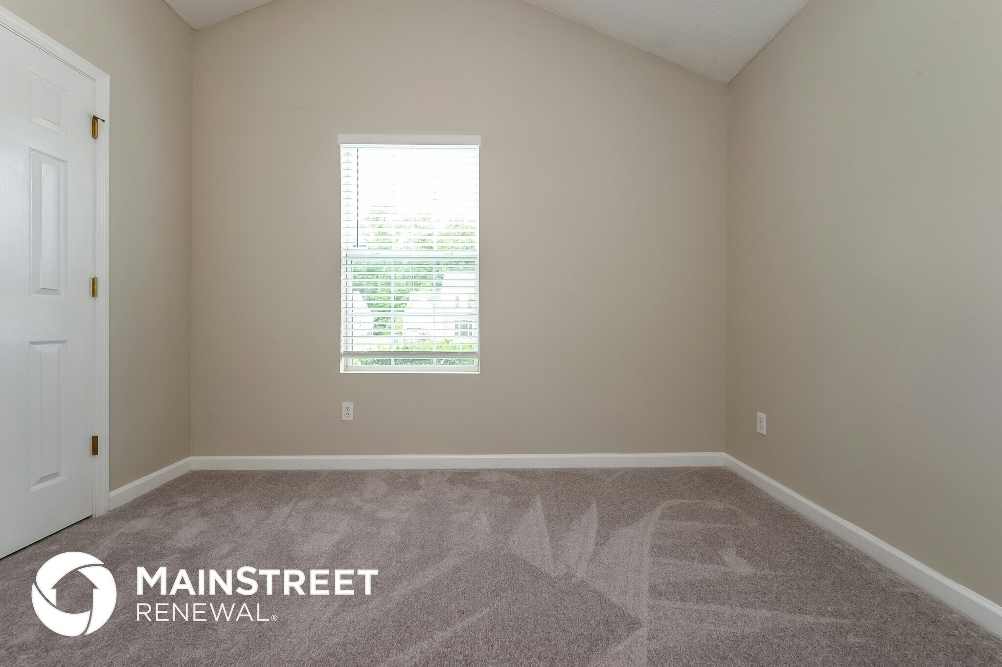 Building Photo - 6768 Merrywood Dr