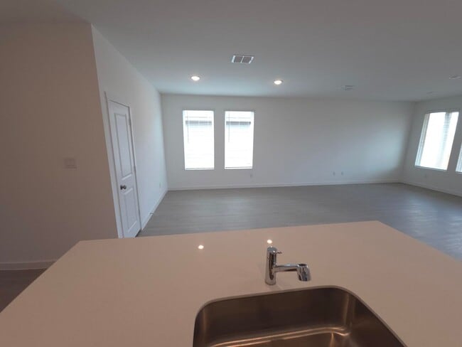 Building Photo - FOR LEASE!! NEW CONSTRUCTION!!!