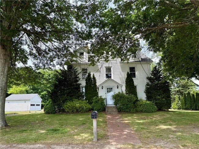 Building Photo - 305 Turner Rd