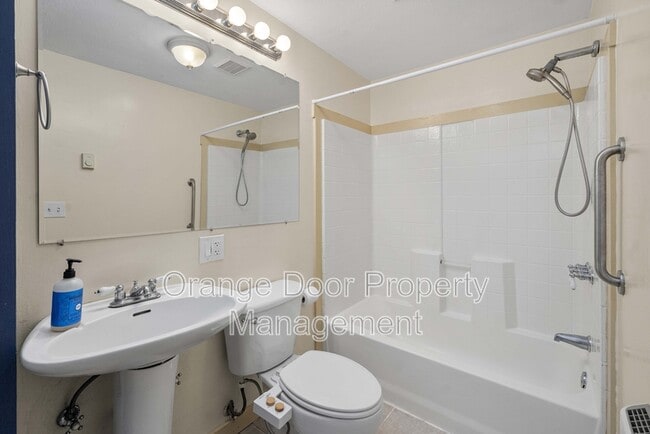 Building Photo - 4316 Park Ave. S