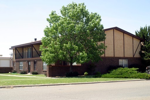 Primary Photo - COLONIAL PARK CONDOMINIUM