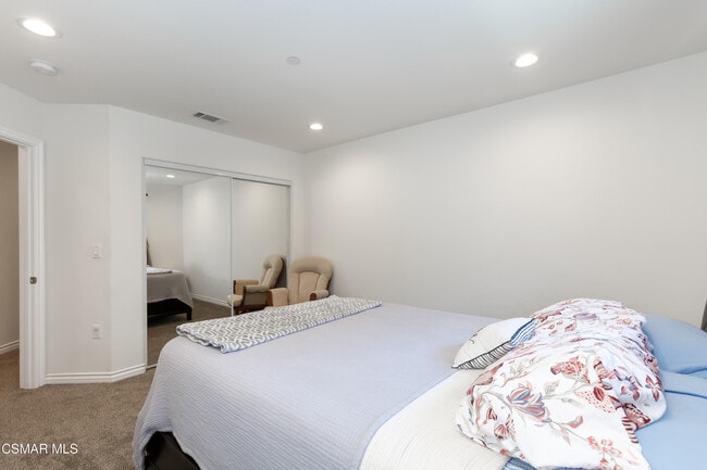 Building Photo - 327 Newbury Vista Ln