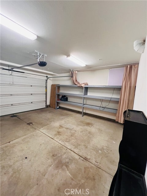 Building Photo - 3022 E Via Corvina