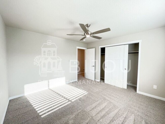 Building Photo - 4908 Wolf Moon Dr