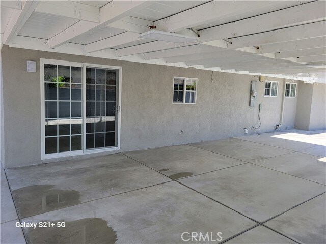Building Photo - 937 N Iroquois Ave
