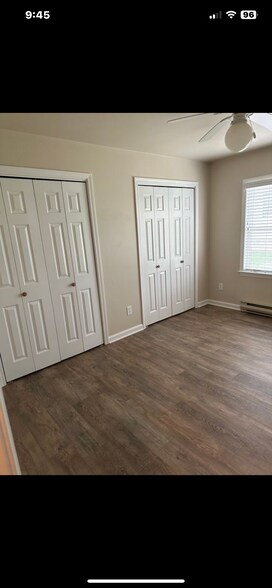 Building Photo - 112 W Monroe St