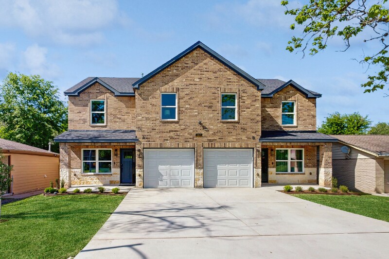 Primary Photo - 7409 Red Robin Ln