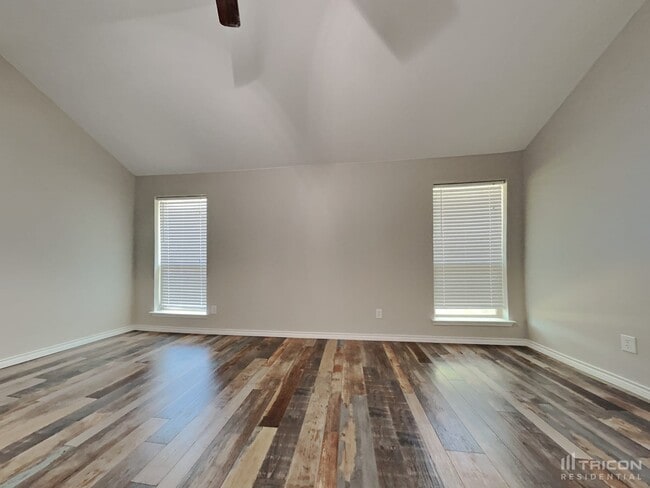 Building Photo - 157 Spring Hollow Dr