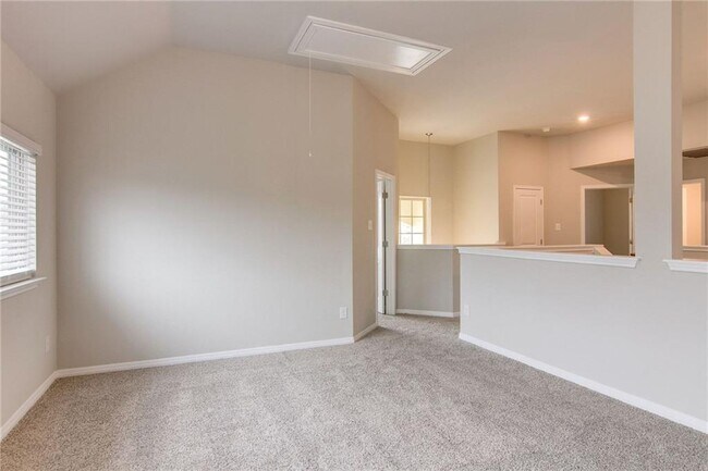 Building Photo - 17012 Lathrop Ave