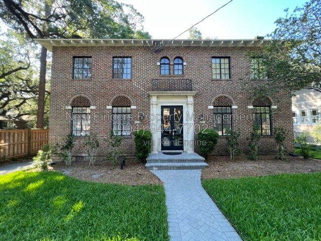 Building Photo - 3562 Hedrick St