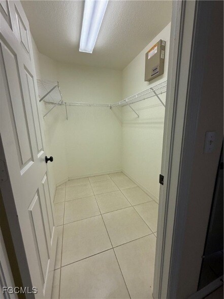 Building Photo - 9195 Aegean Cir