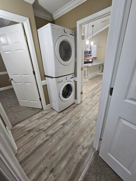 Building Photo - 204 Brandywine Rd