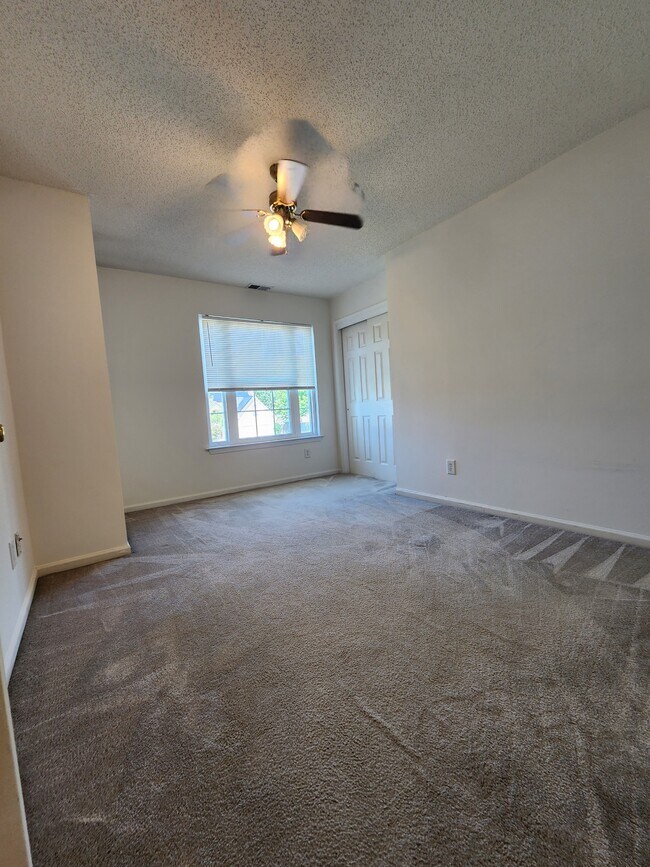 Building Photo - 276 Weatherford Way