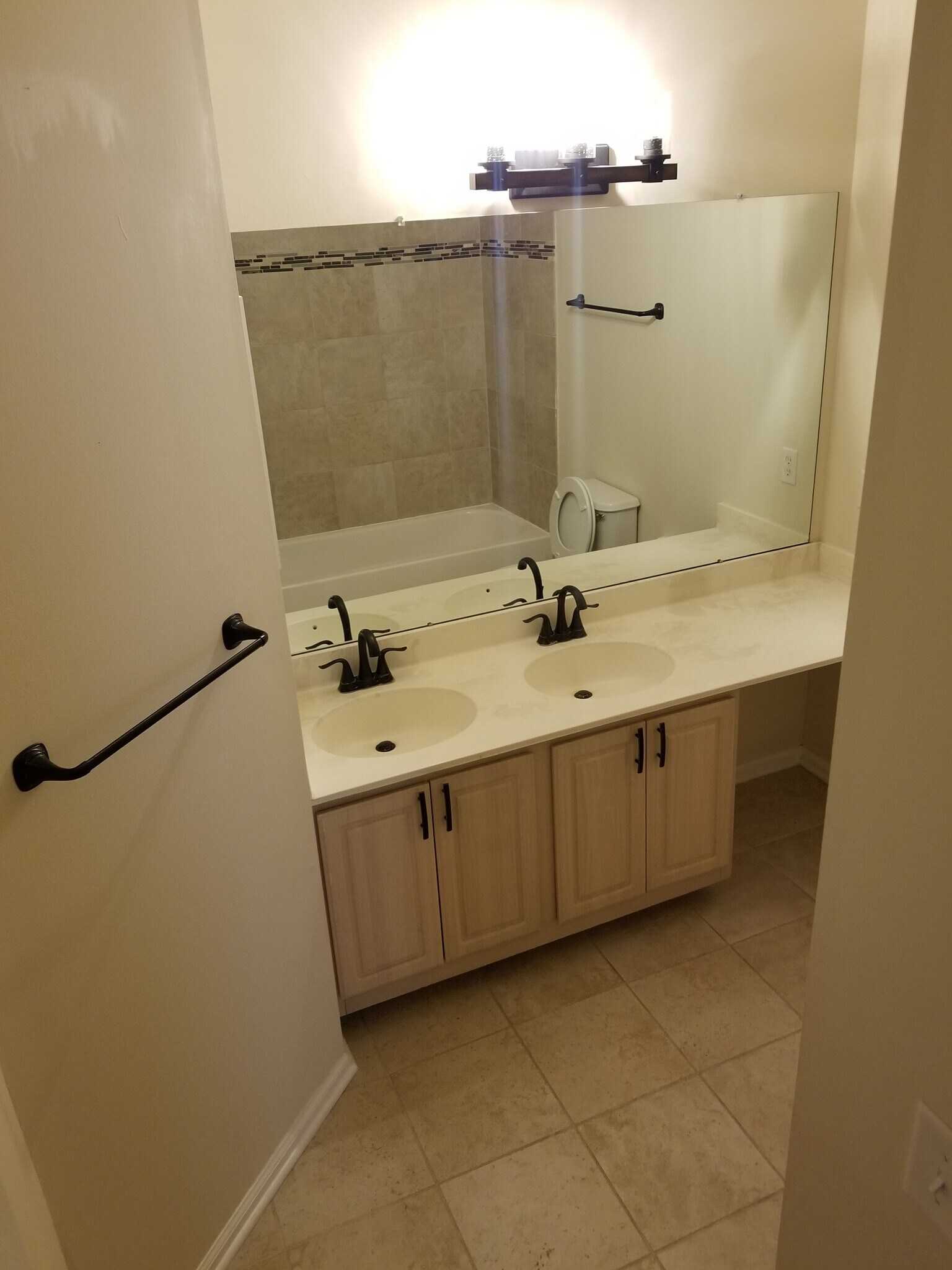 Master Bath - 6126 Inishmore Ln