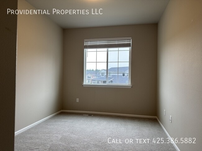 Building Photo - 12819 192nd Pl E