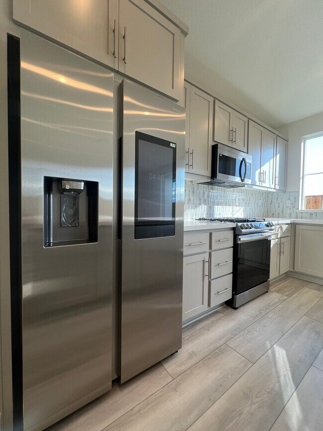 Building Photo - 1748 Jade Pl