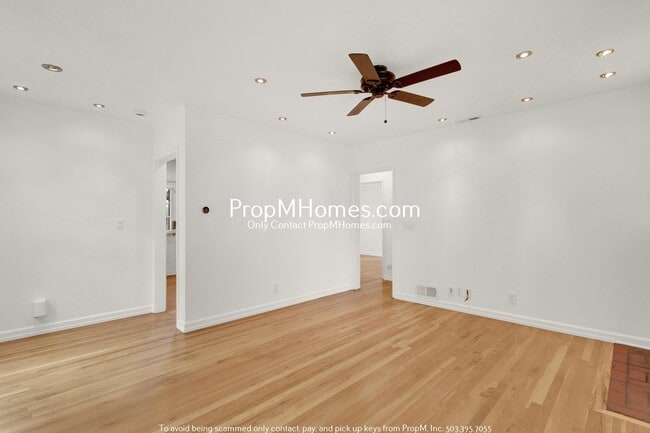 Building Photo - NE Portland Gem w/ Entertainers Backyard +...
