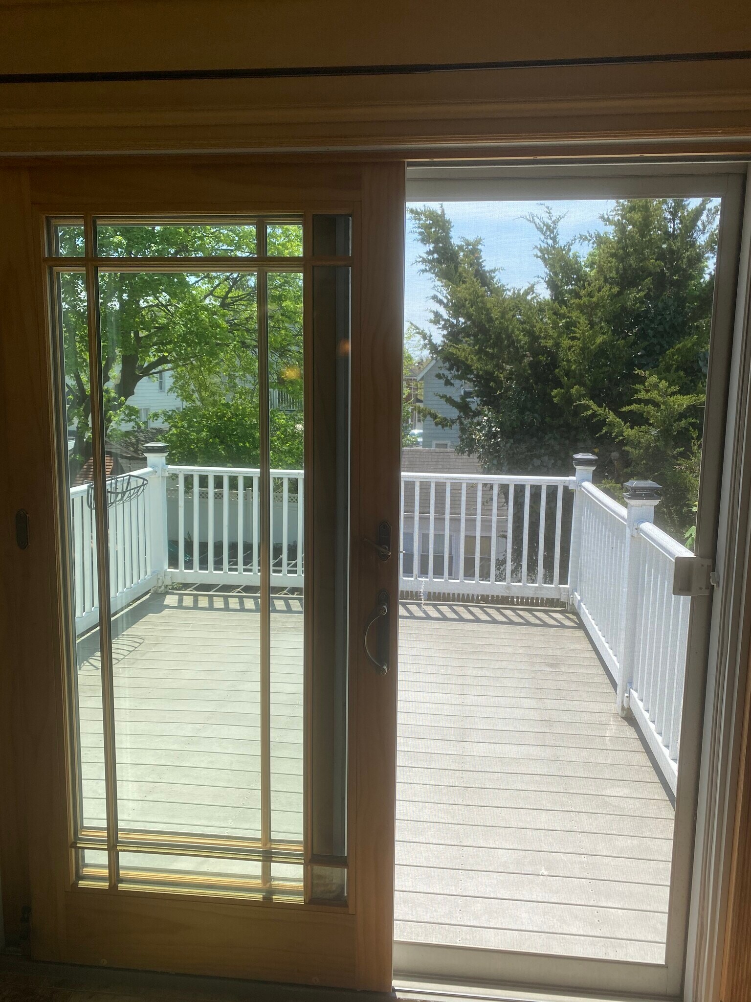 sliding door to deck and back yard - 572-2 New Jersey Ave