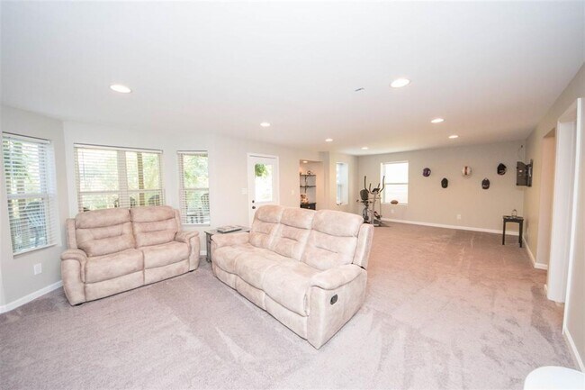 Building Photo - Hurry and show this 5 bedroom, 3 full bath home on a finished basement!!! Move in ready in desira...