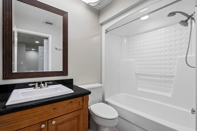 Building Photo - 7360 Ulmerton Rd