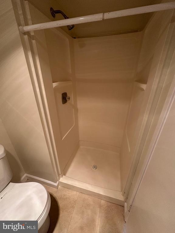 Building Photo - 8350 Greensboro Dr